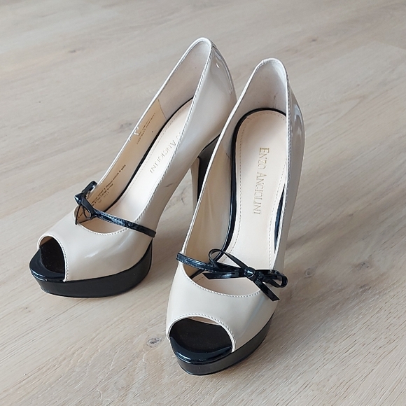Savoye Bow Trim Peep Toe Pump - Picture 2 of 16